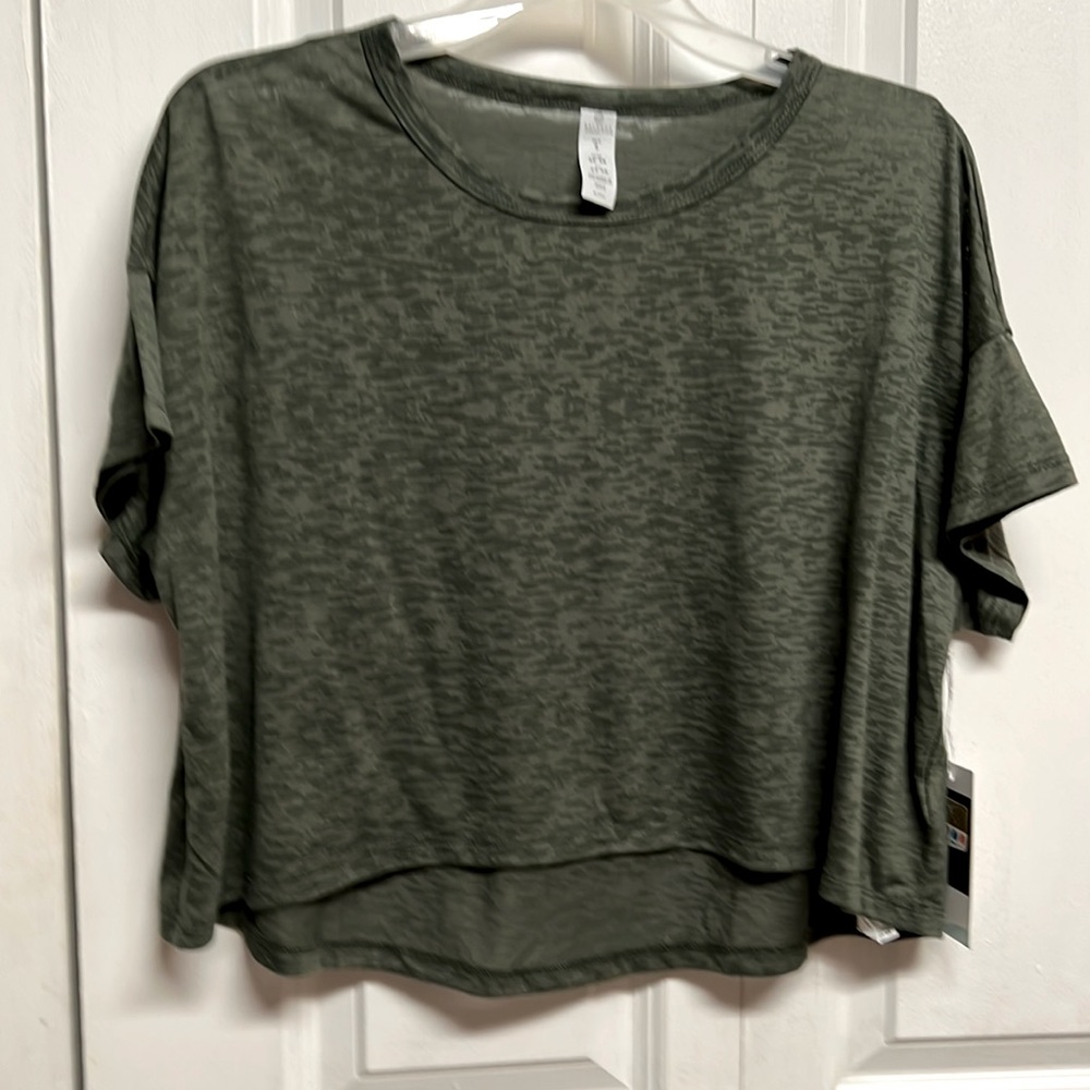 Balance Collection Shades of Green Print Rayon Blend Crop Tee Shirt Size S NWT